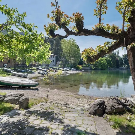 Lejlighed Central Apt- Como Lake!
